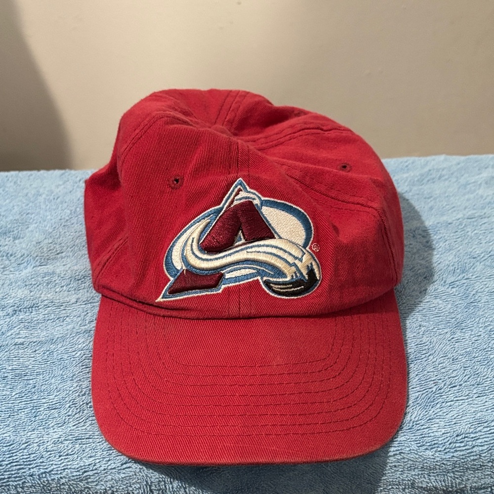 Colorado Avalanche unstructured/Dad hat